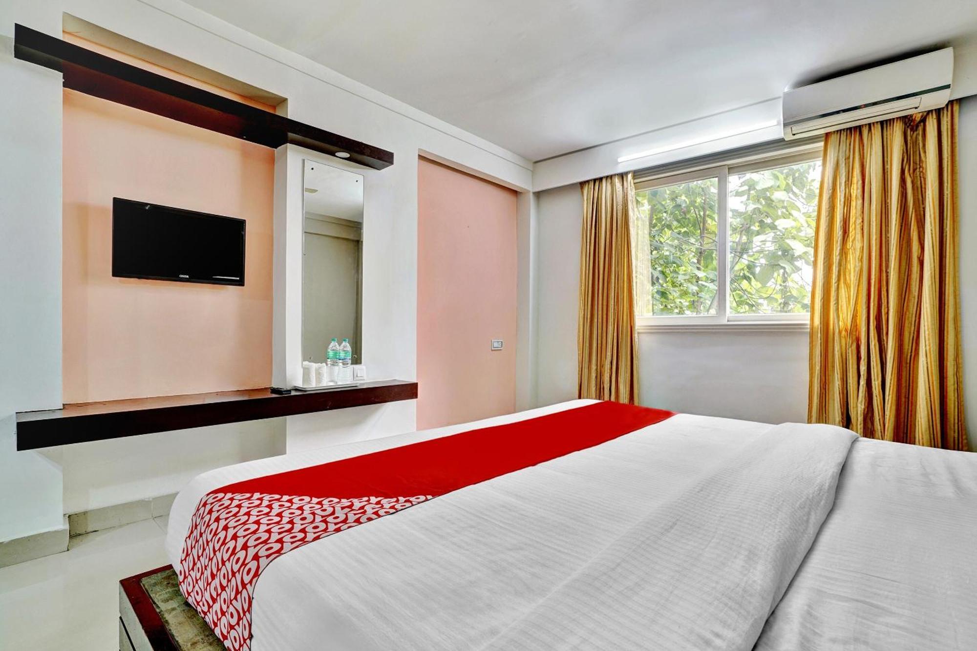 Hotel O Aec Residency Mararikulam Exterior photo