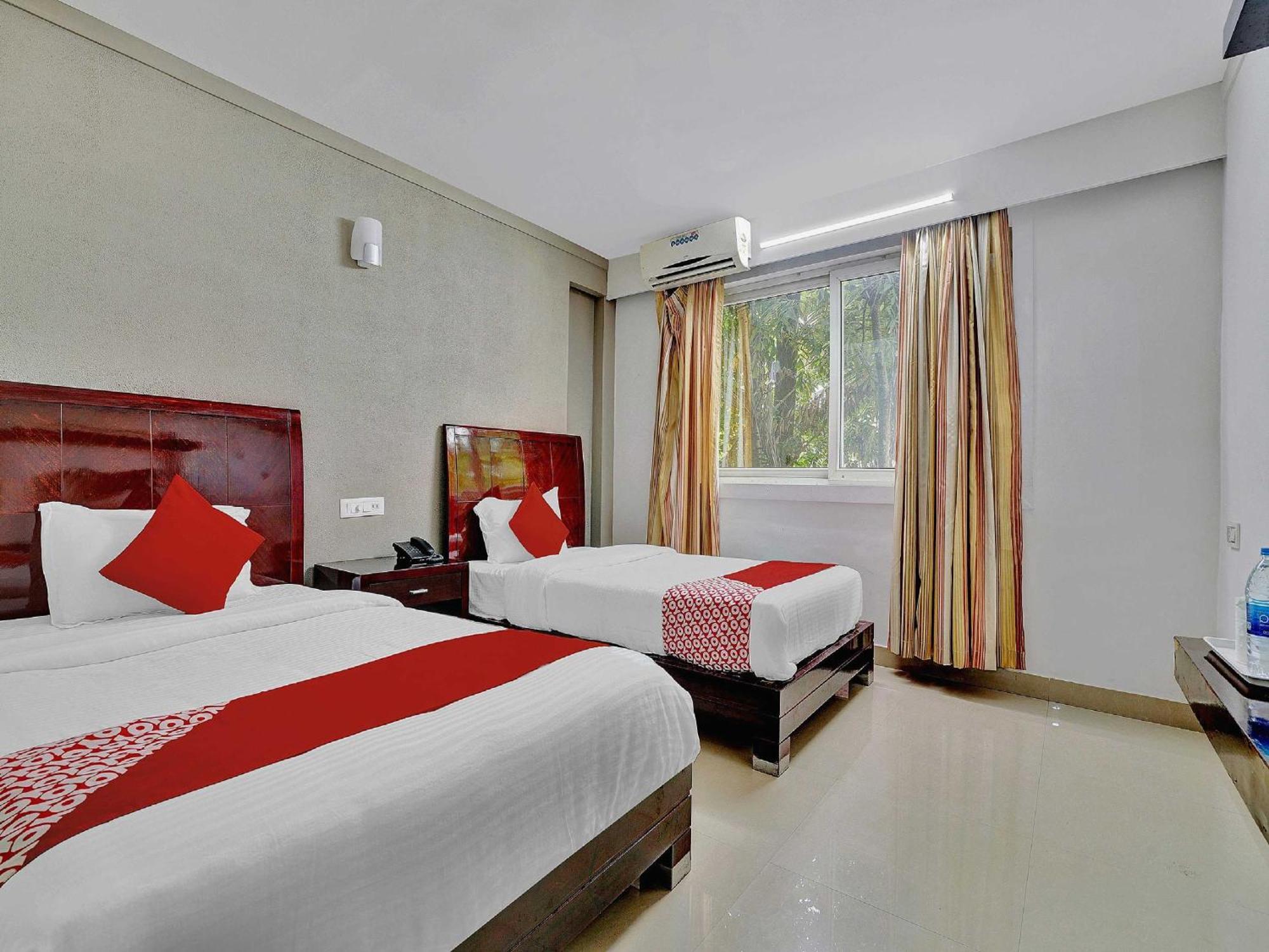 Hotel O Aec Residency Mararikulam Exterior photo